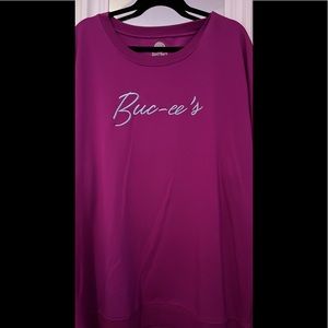 Buc-ee’s purple sweatshirt